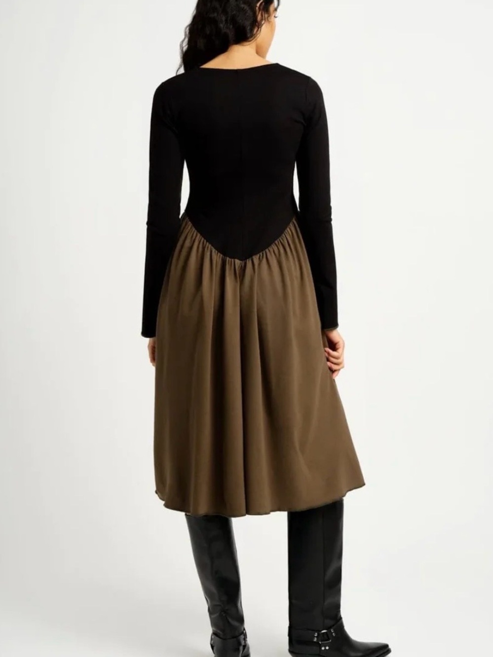 Eliza Faulkner Joan Dress in Bkack and Khaki - Picture 2 of 3